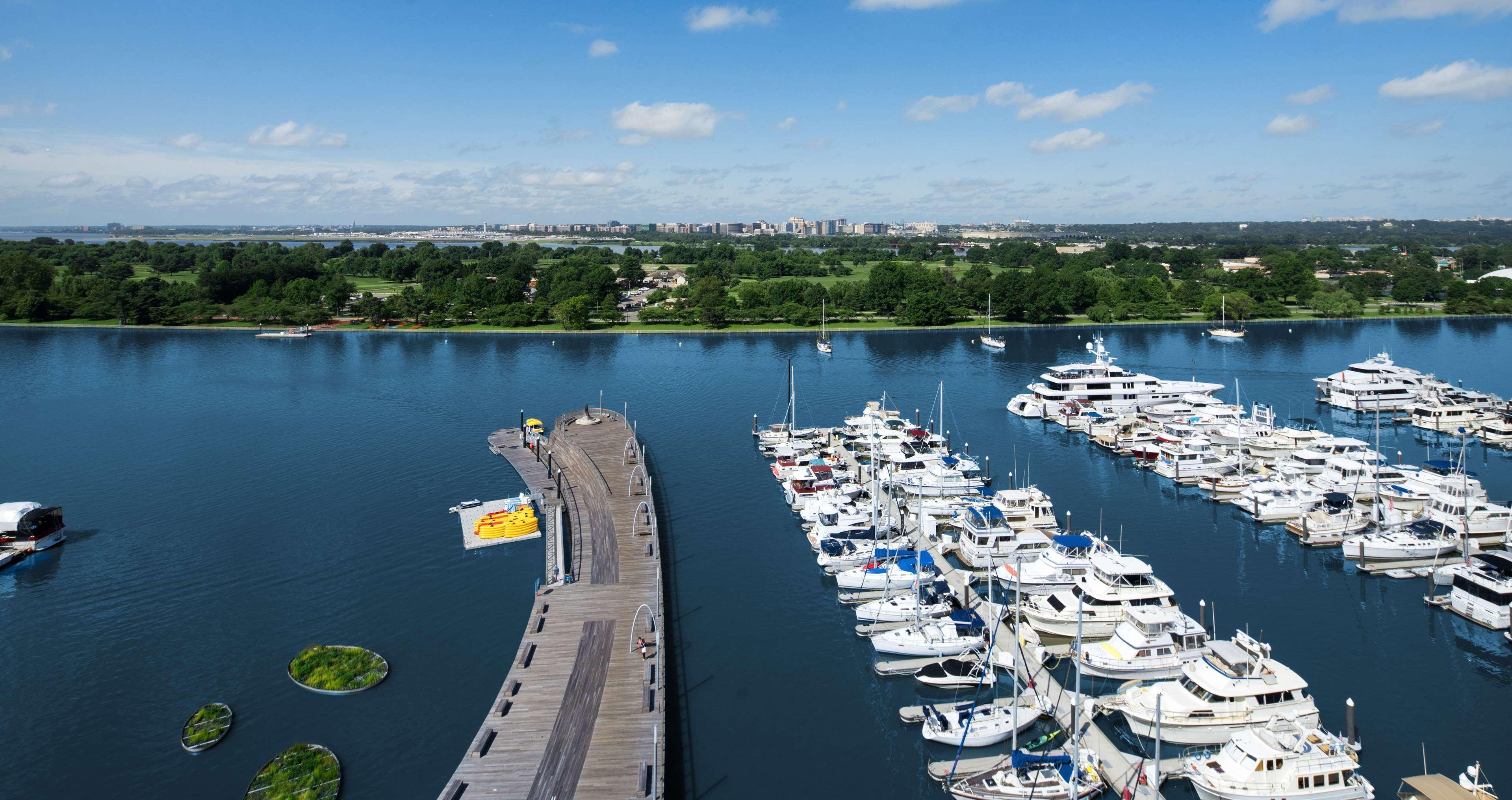 Canopy By Hilton Dc The Wharf Hotel 4*